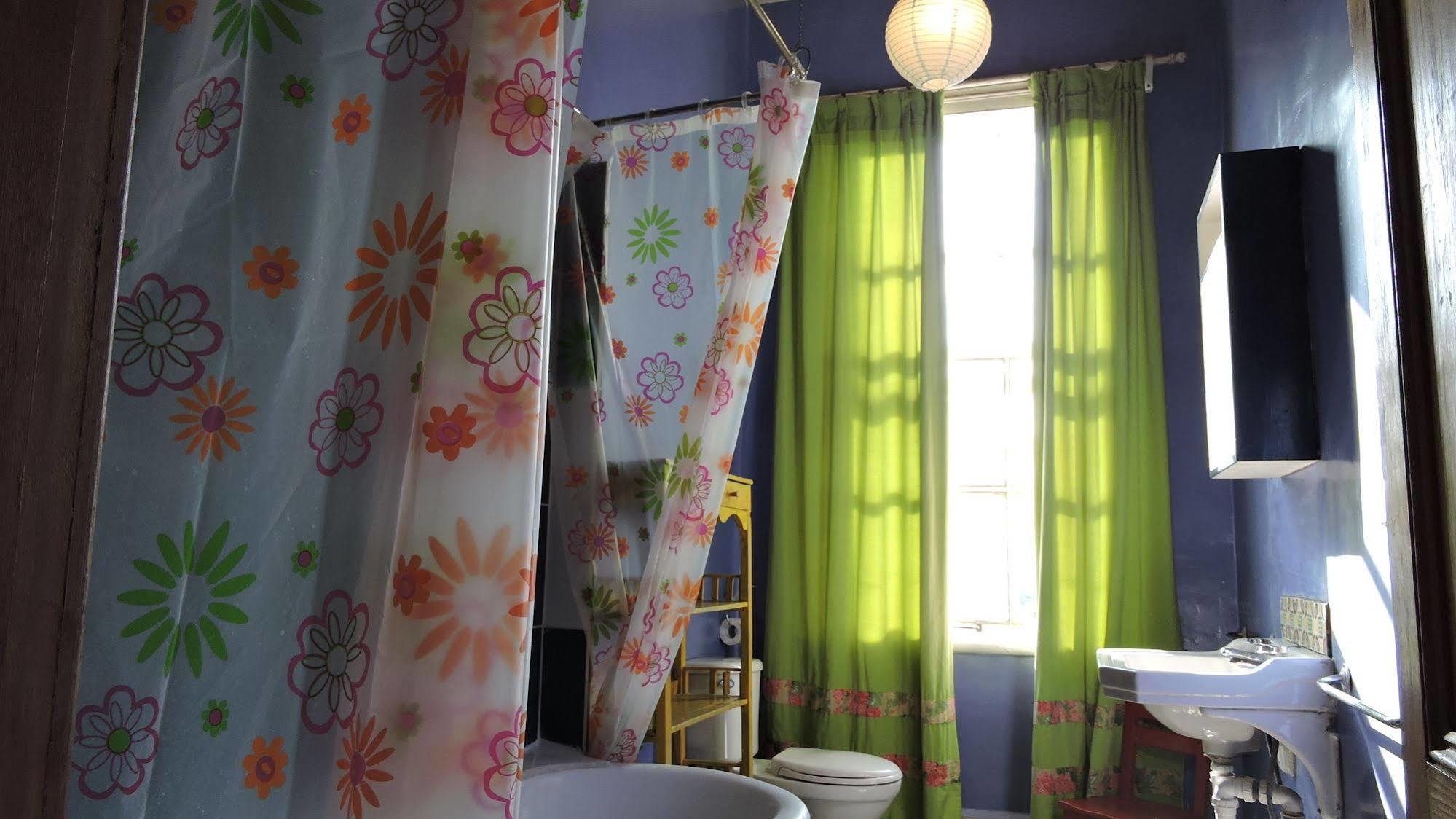 Allegretto Bed & Breakfast ヴァルパライソ エクステリア 写真